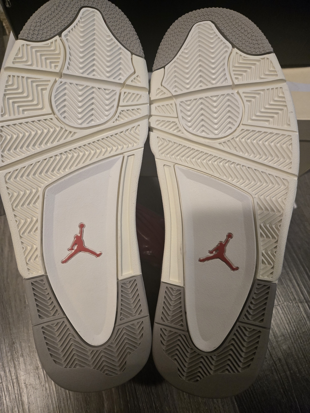 Air Jordan 4 RM  Sail/Fire Red/Grey Men's 13 HF6126 100. New - Picture 7 of 8